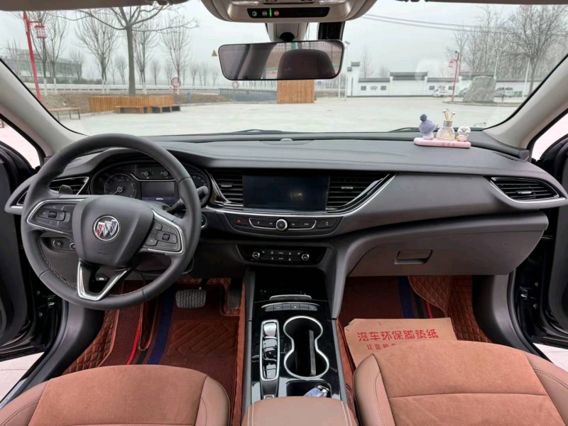 徐州23年别克君威5