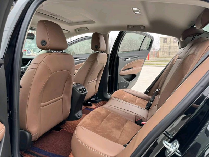 徐州23年别克君威7