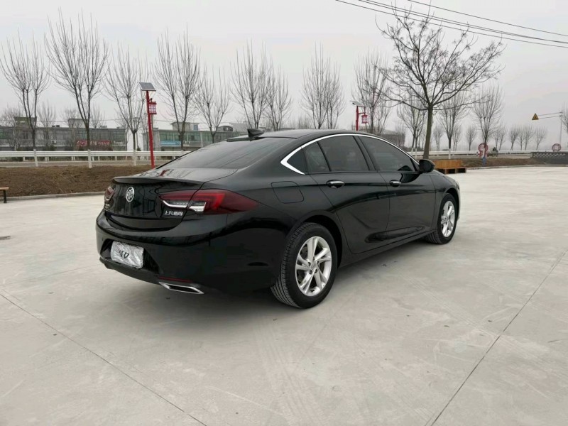 徐州23年别克君威9