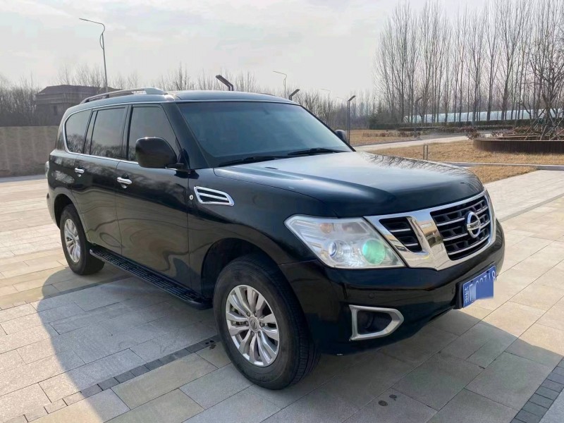 重庆17年日产途乐2