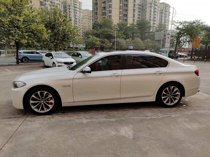 佛山17年宝马5系3