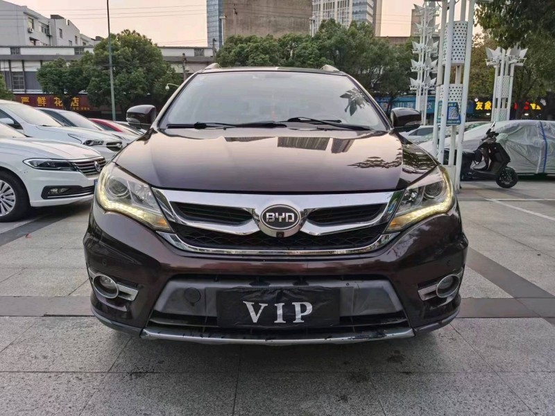 重庆16年比亚迪S71