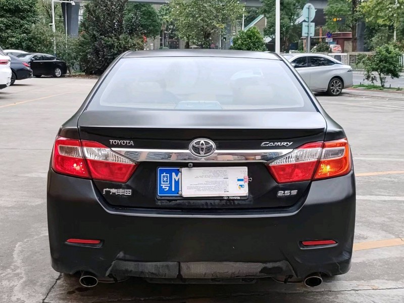 佛山12年丰田凯美瑞4