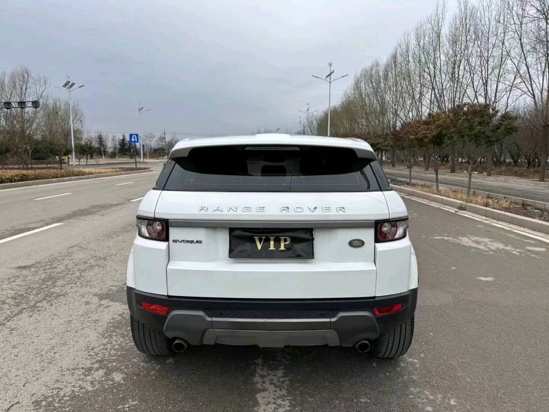 枣庄15年路虎极光9