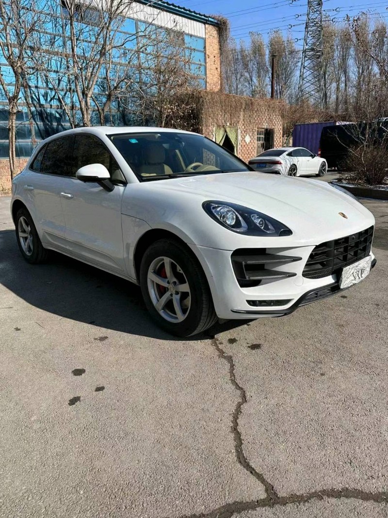 沈陽16年保時捷Macan2
