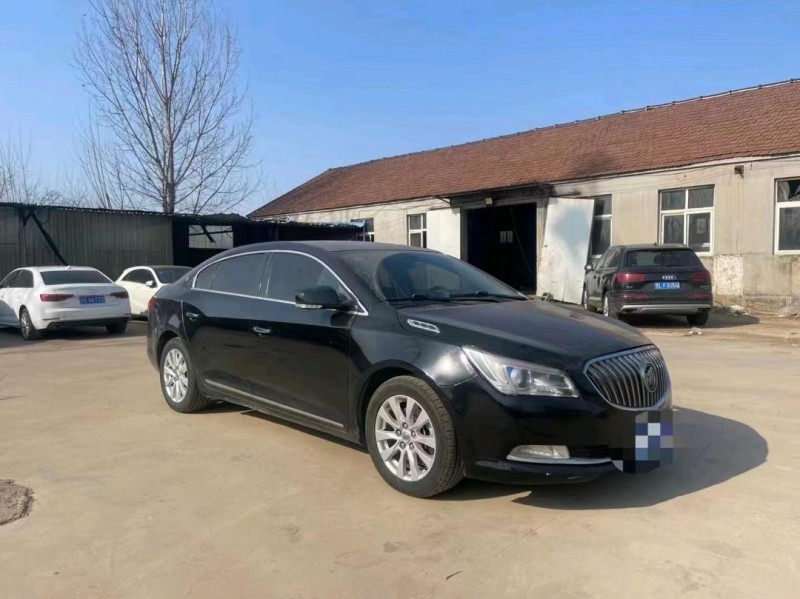 东营15年别克君越2