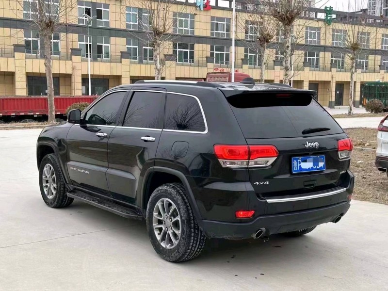 东营15年Jeep大切诺基6