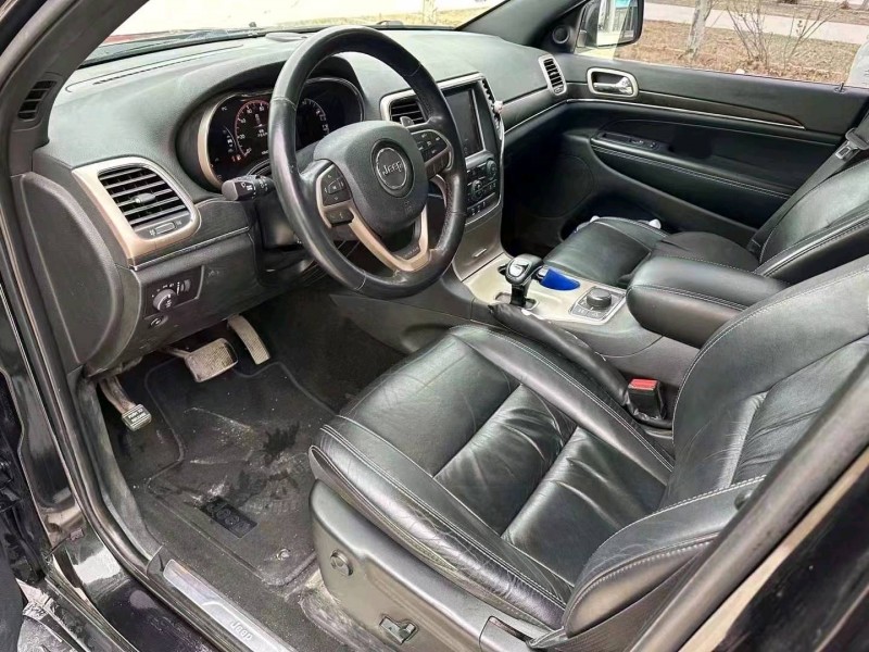 东营15年Jeep大切诺基9