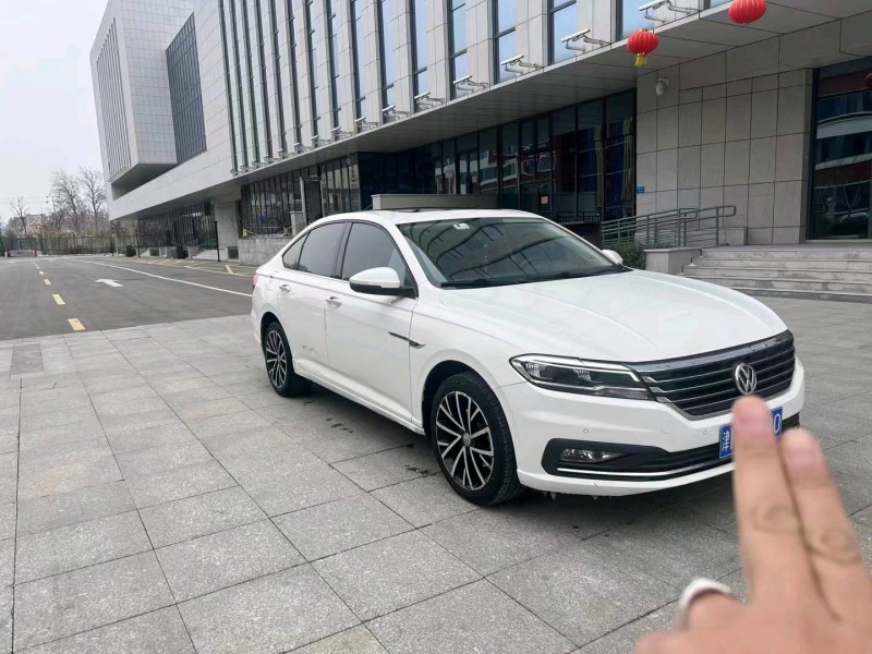 东营19年大众朗逸3
