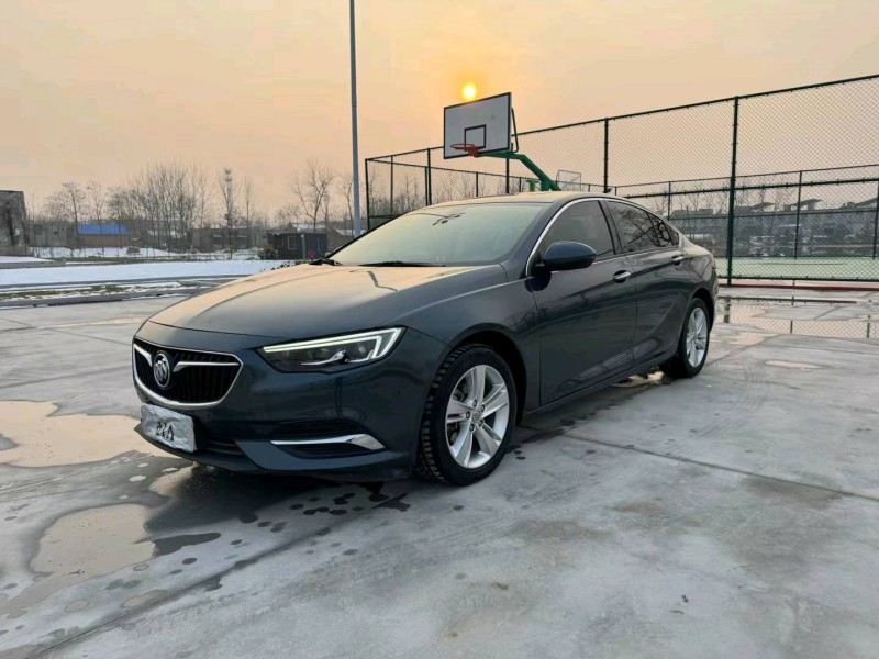 徐州20年别克君威2