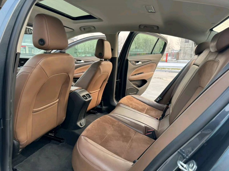 徐州20年别克君威6