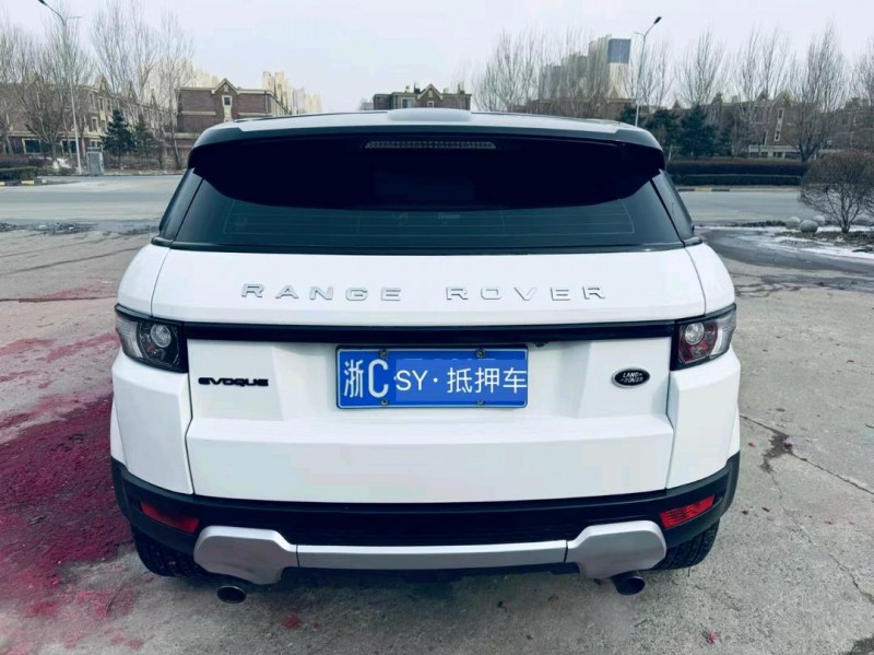 沈陽14年路虎極光8