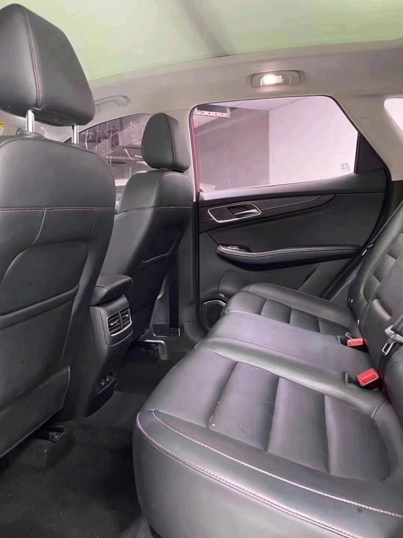 成都22年名爵HS8