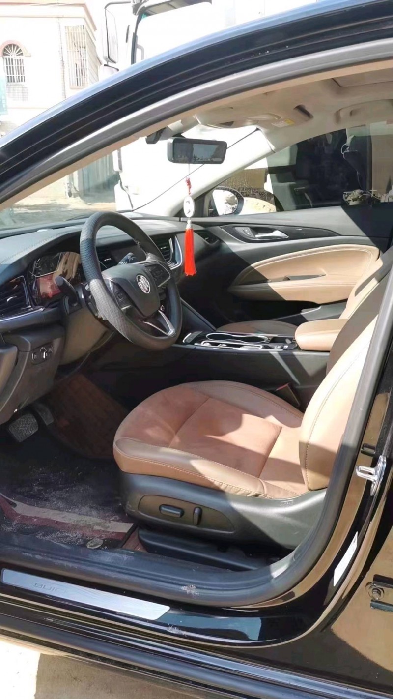 汕头23年别克君威4