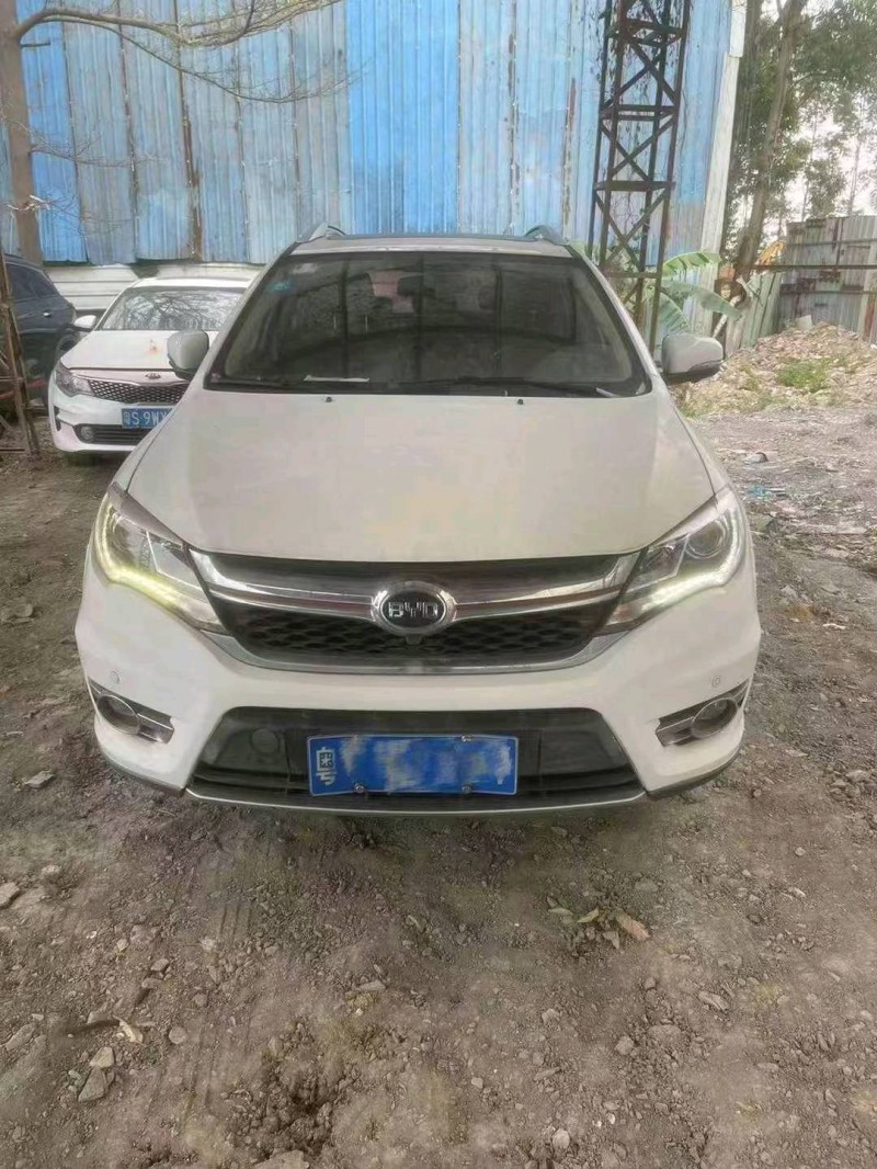 汕头17年比亚迪S71