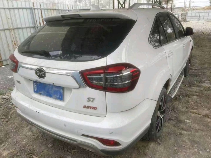 汕头17年比亚迪S75