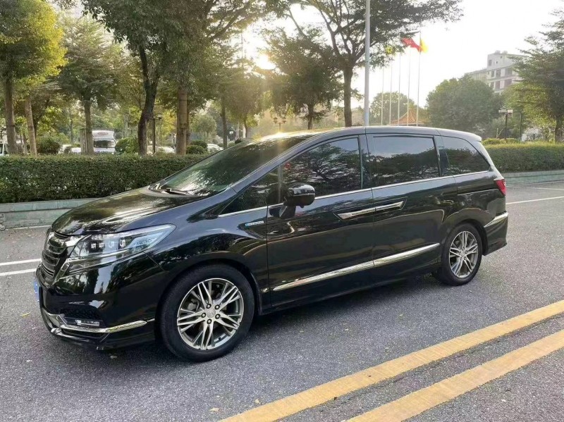 珠海20年本田艾力绅8