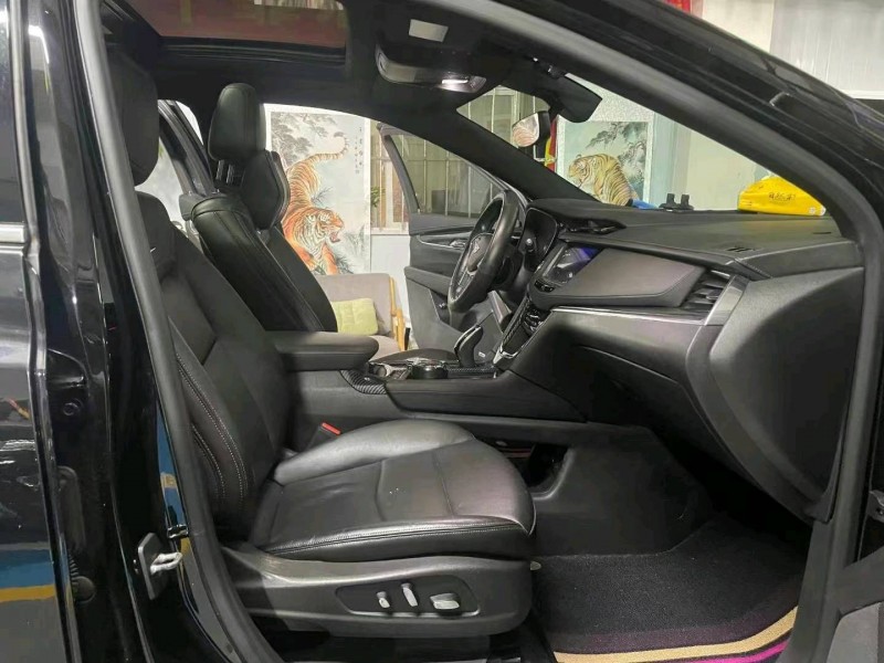 九江20年凱迪拉克XT54