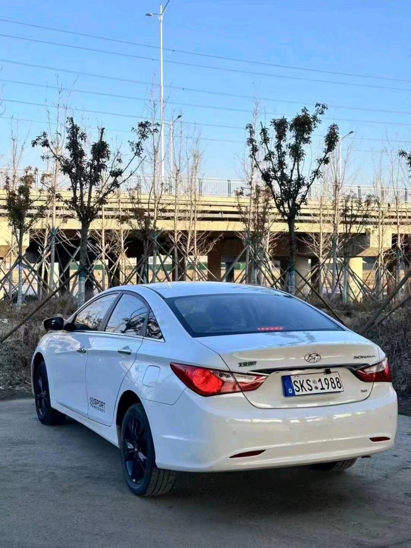 东营13年现代索纳塔八4