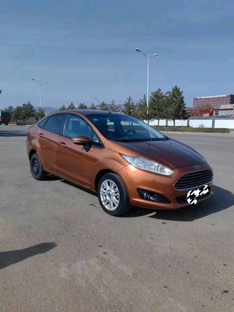 邢台14年福特嘉年华2