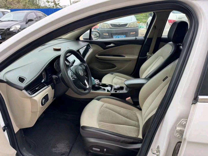 枣庄16年别克威朗7