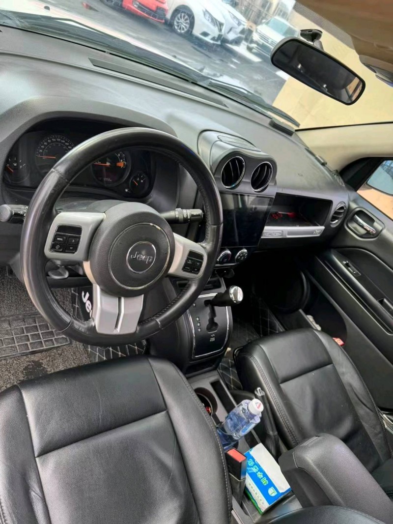 枣庄15年Jeep指南者8