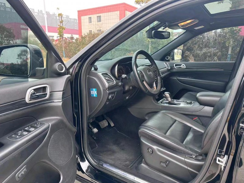 盐城20年Jeep大切诺基7