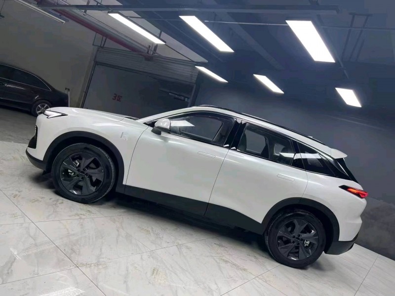 成都23年北汽制造魔方6