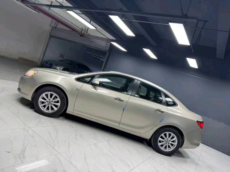 成都14年别克英朗6