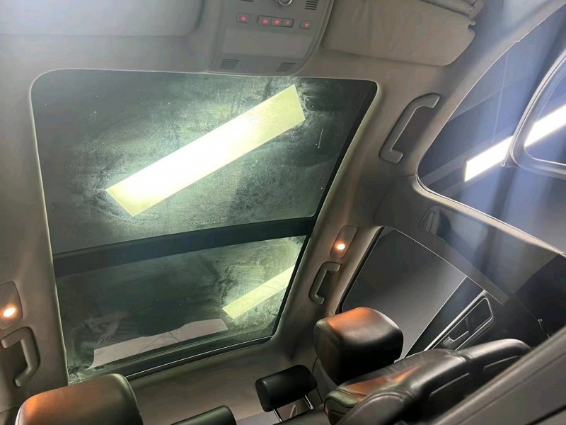 成都13年大众途锐8