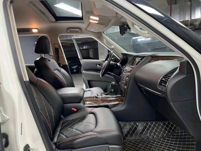 成都19年日产途乐4