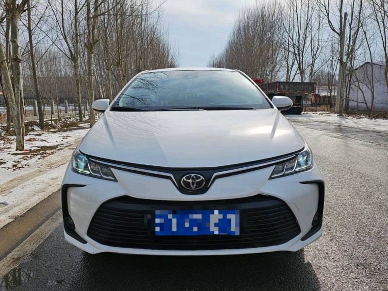 济宁22年丰田卡罗拉1