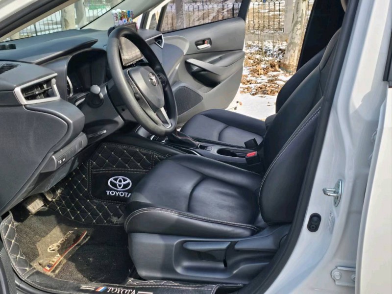 济宁22年丰田卡罗拉8