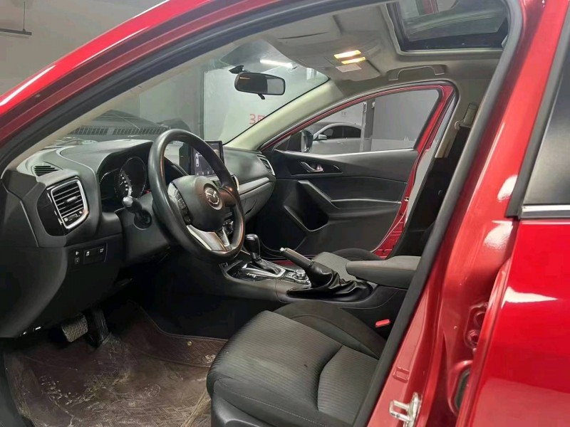 成都16年马自达昂克赛拉7