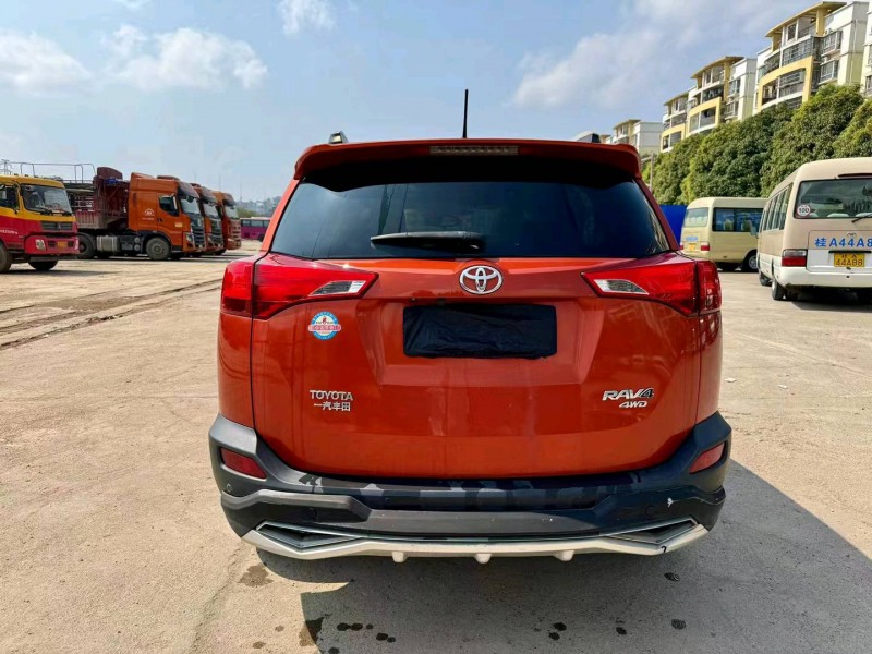 枣庄13年丰田RAV47