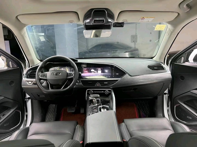 成都21年吉利星越5