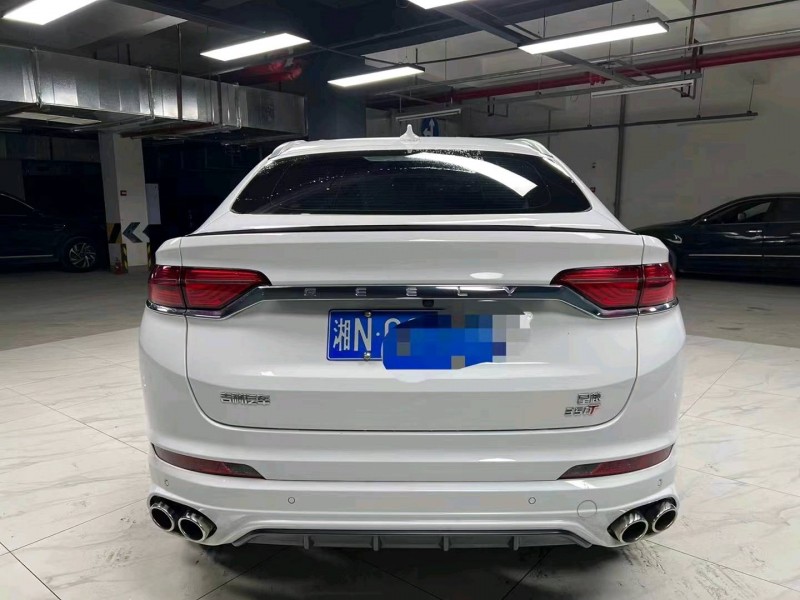 成都21年吉利星越9