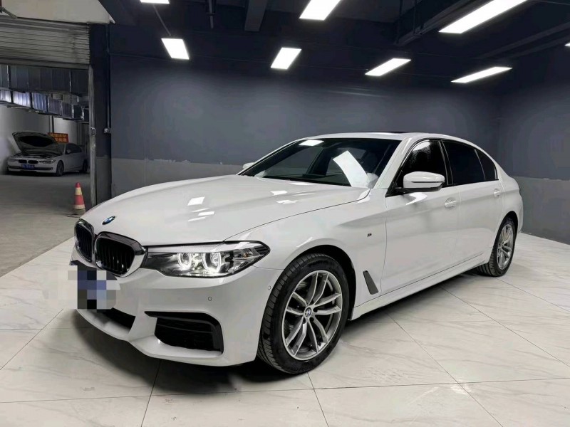 成都19年宝马5系2