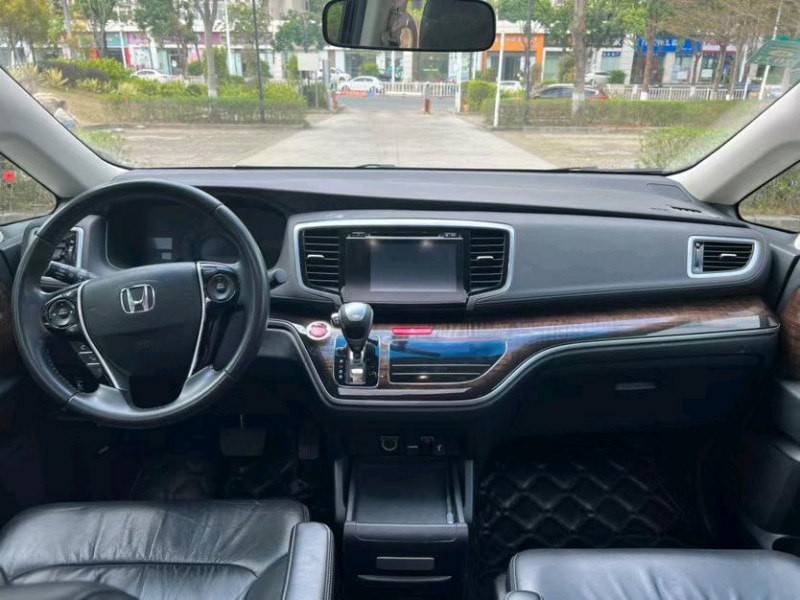 东莞15年本田奥德赛4