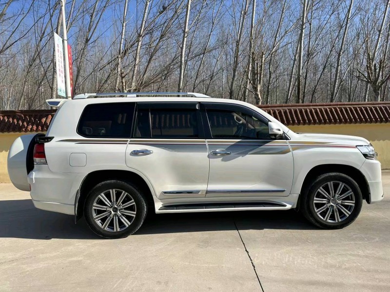 廊坊17年丰田兰德酷路泽5