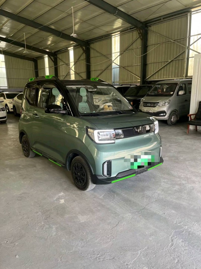 平涼23年五菱汽車宏光MINI EV2