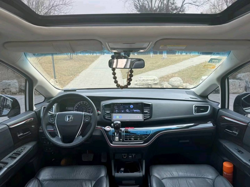 邢台18年本田奥德赛9