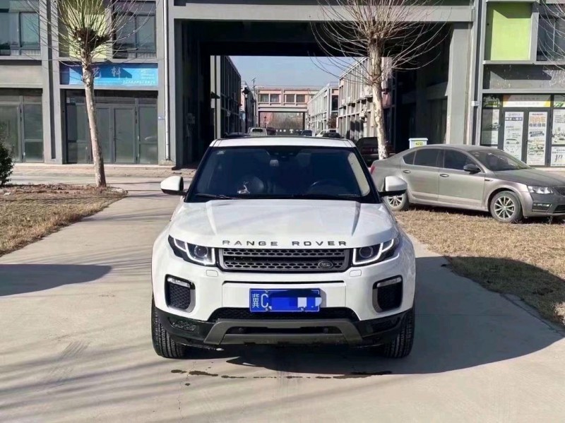 枣庄16年路虎极光1