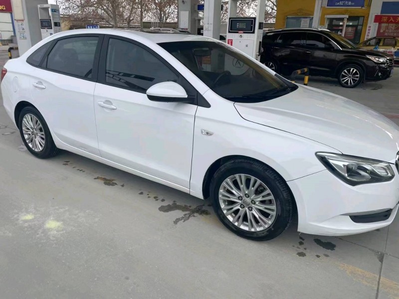 保定16年别克英朗2