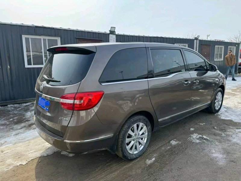 保定18年别克GL87