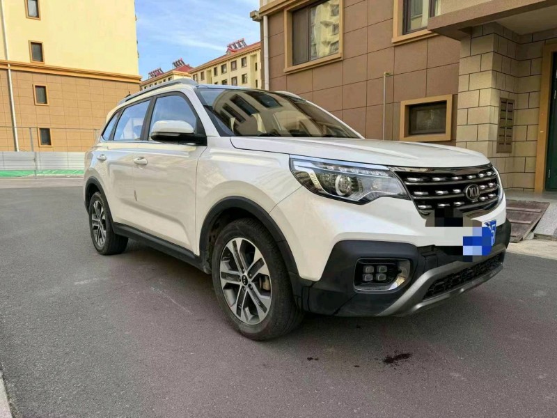 邯郸19年起亚智跑2