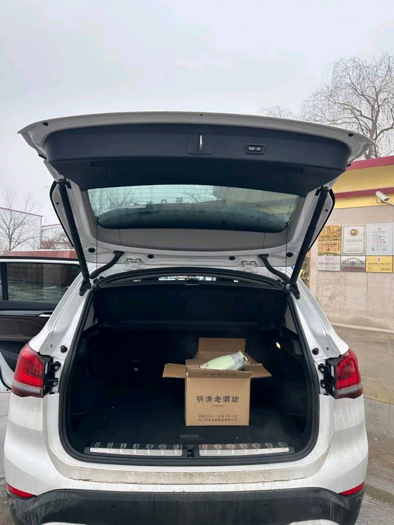 保定23年宝马X16