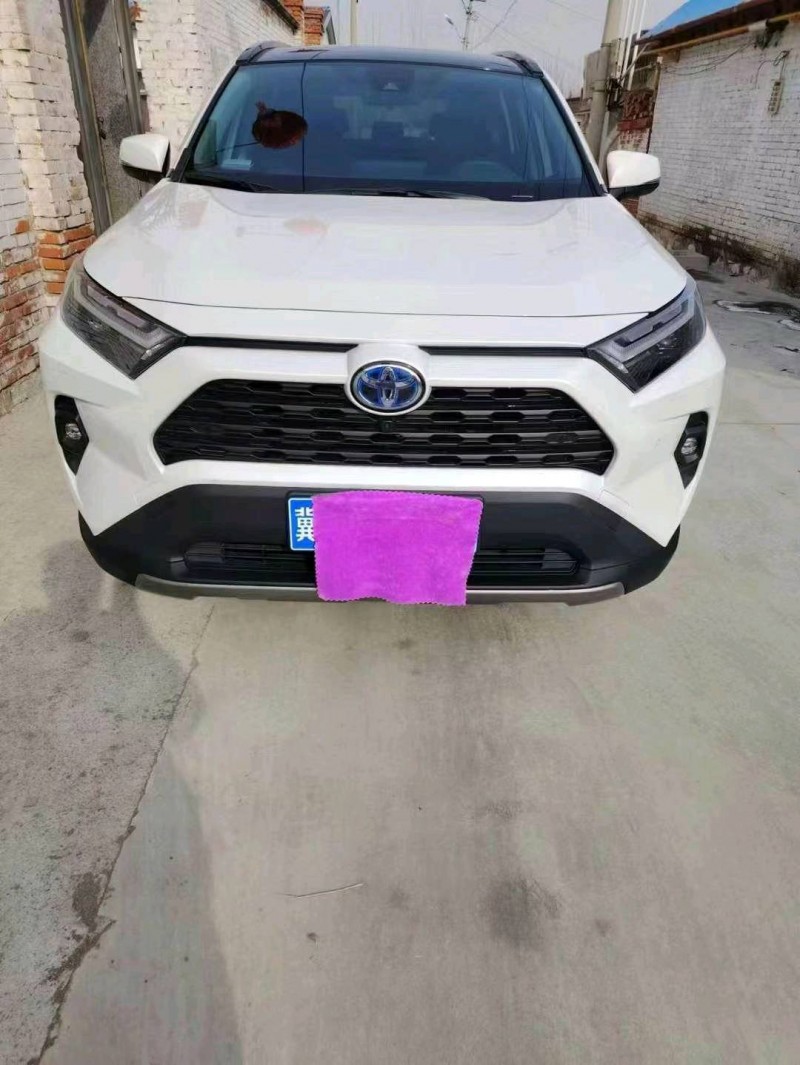 邢台23年丰田RAV4荣放1