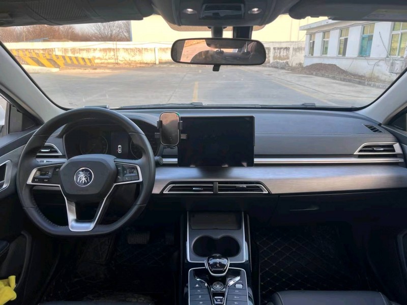 徐州23年比亚迪秦4