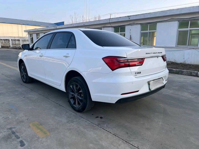 徐州23年比亚迪秦8